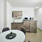 Lägenhet Cardo