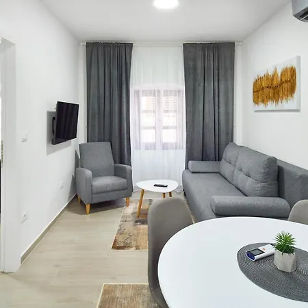 Cardo Apartment Porec